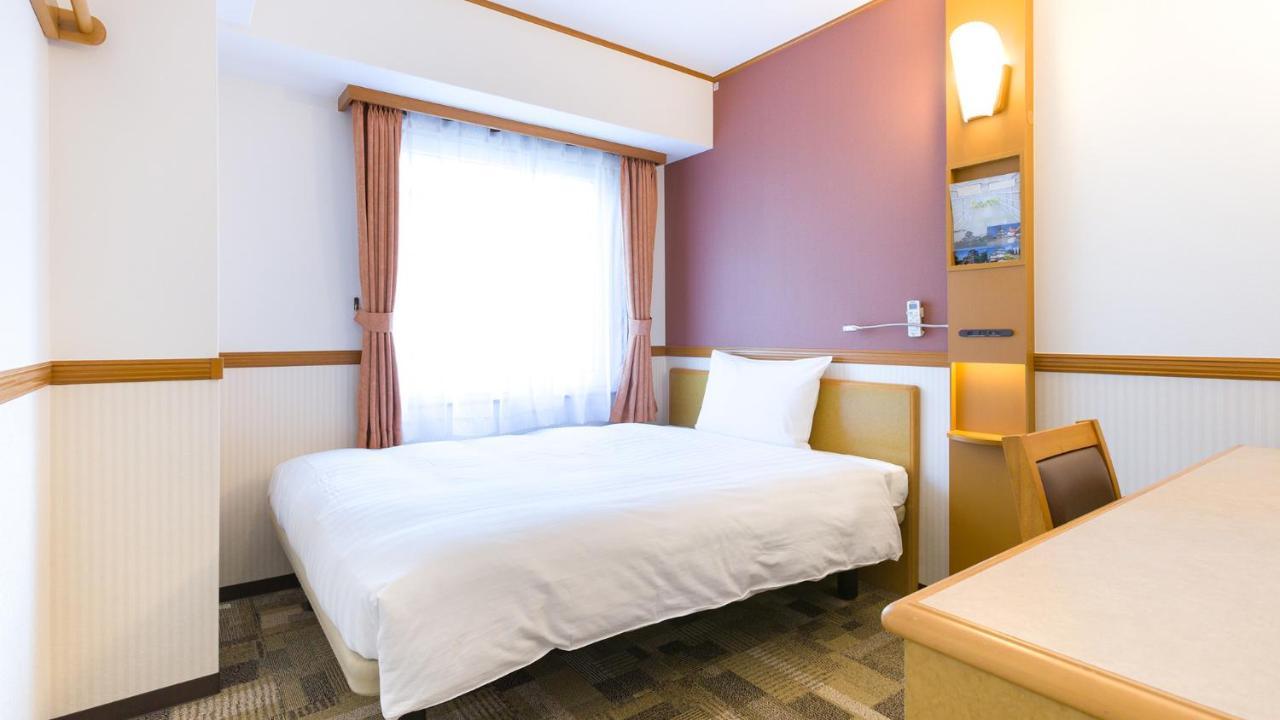 Toyoko Inn Hakata-Eki Bus Terminal Mae Fukuoka  Pokoj fotografie
